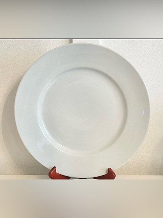 Pottery Barn Other - Pottery Barn Great White Retired 12.25" Chop Dinner Plate Charger